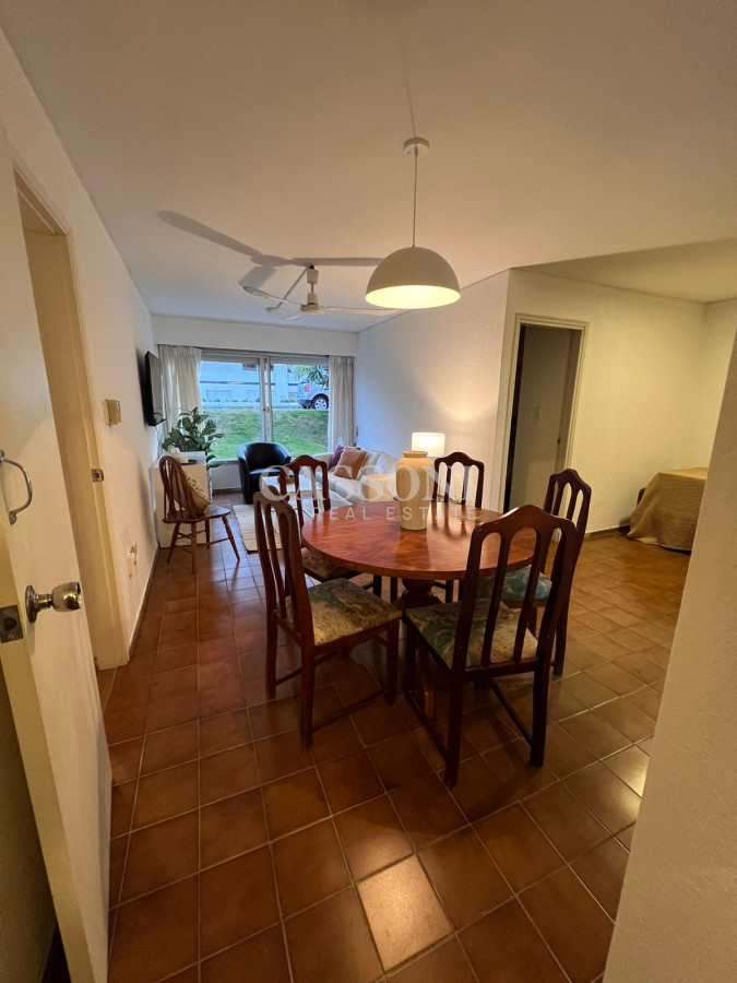 Apartamento ID.1251 - Oportunidad 2 y medio dorms próximo al Puerto!