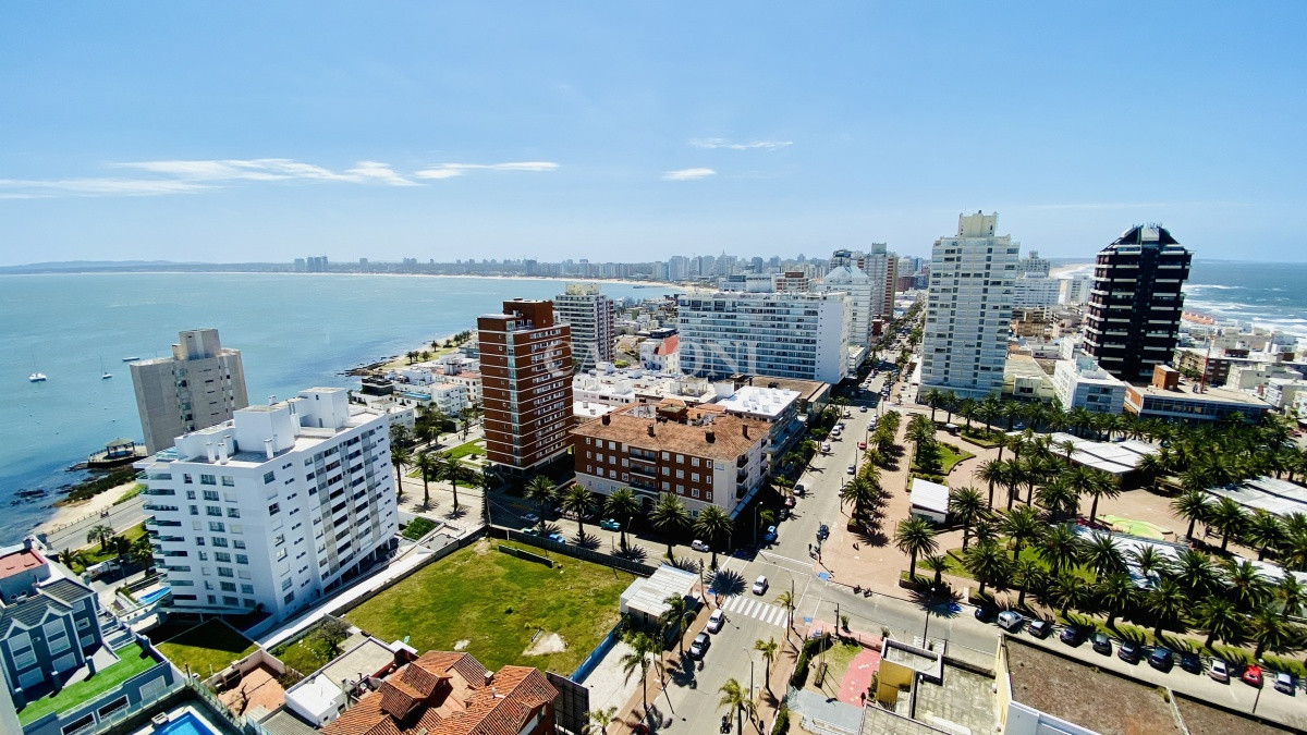 Apartamento ID.684 - TORRE VERONA (A nuevo), 3 dorms y servicio al Puerto!