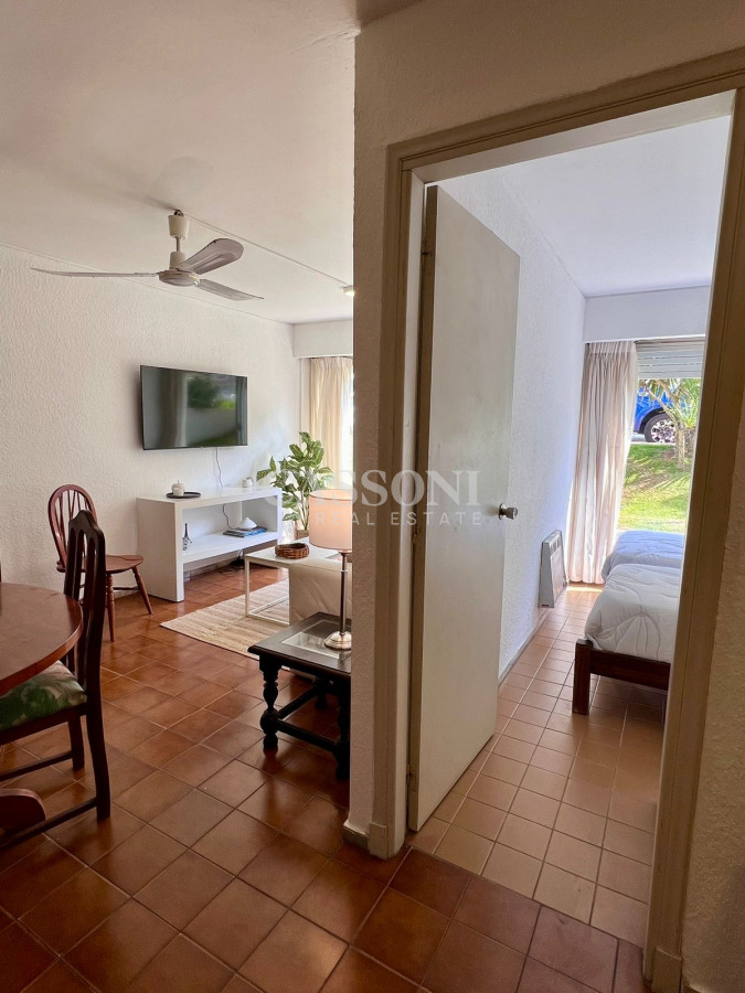 Apartamento ID.1251 - Oportunidad 2 y medio dorms próximo al Puerto!