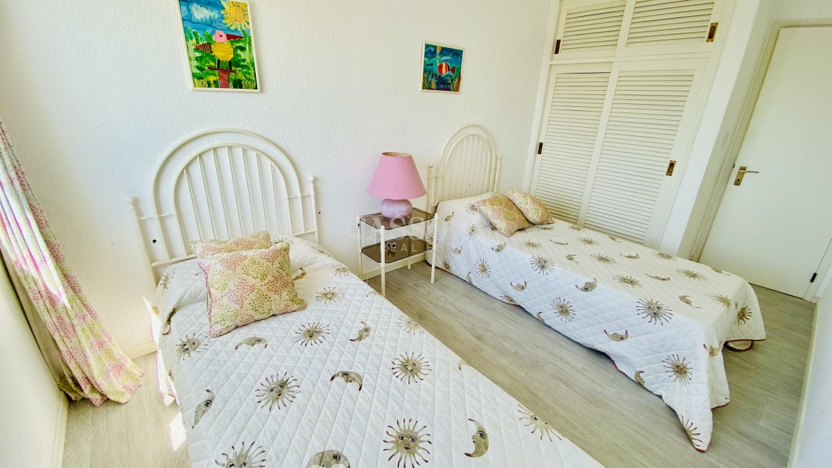 Apartamento ID.684 - TORRE VERONA (A nuevo), 3 dorms y servicio al Puerto!