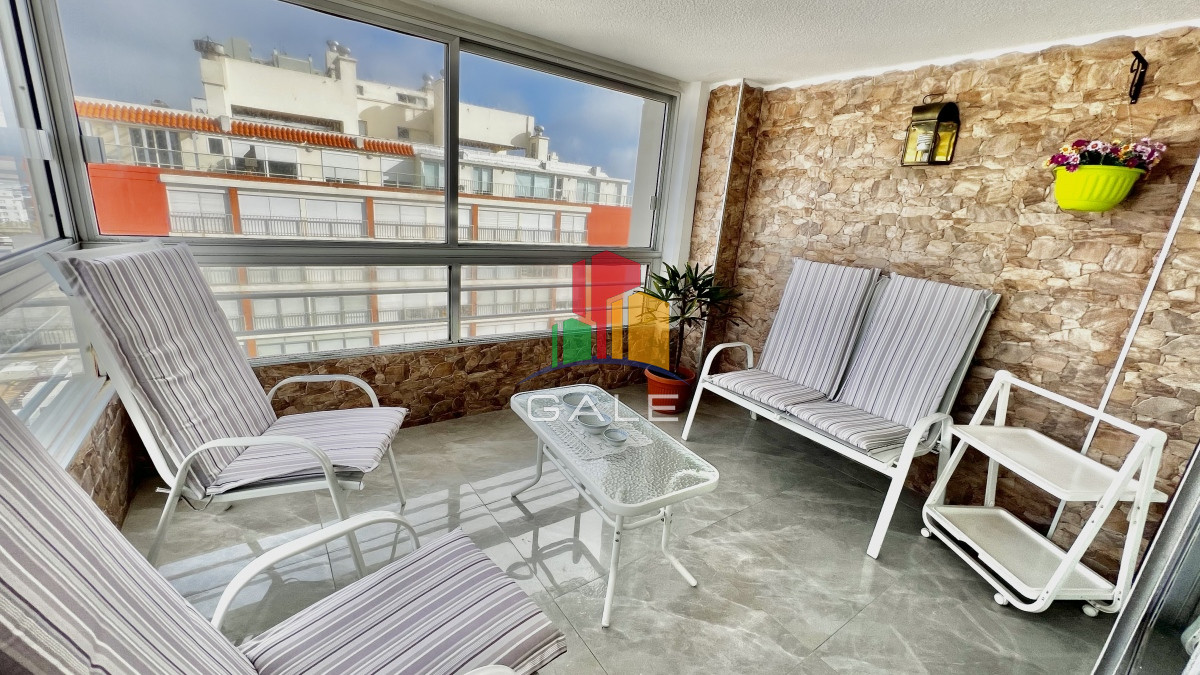 Apartamento ID.4723 - Oportunidad reciclada en Torre Verona, 2 dormitorios, Vistas!!!