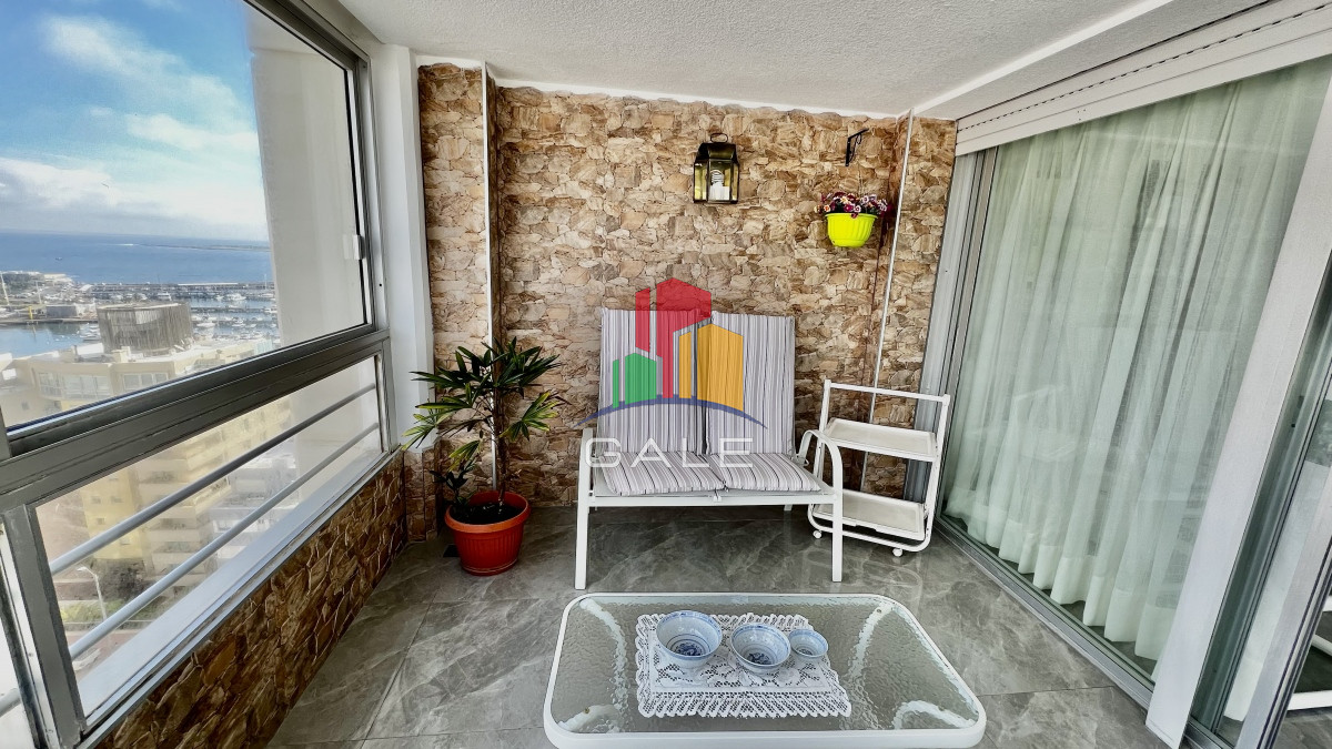 Apartamento ID.4723 - Oportunidad reciclada en Torre Verona, 2 dormitorios, Vistas!!!