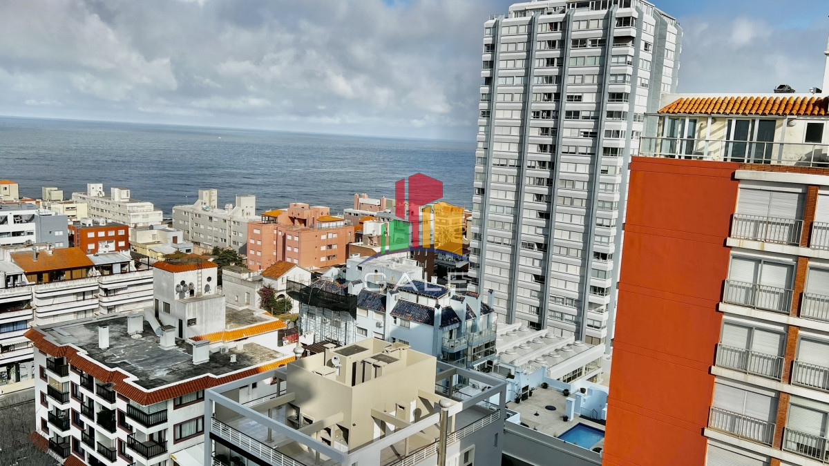 Apartamento ID.4723 - Oportunidad reciclada en Torre Verona, 2 dormitorios, Vistas!!!