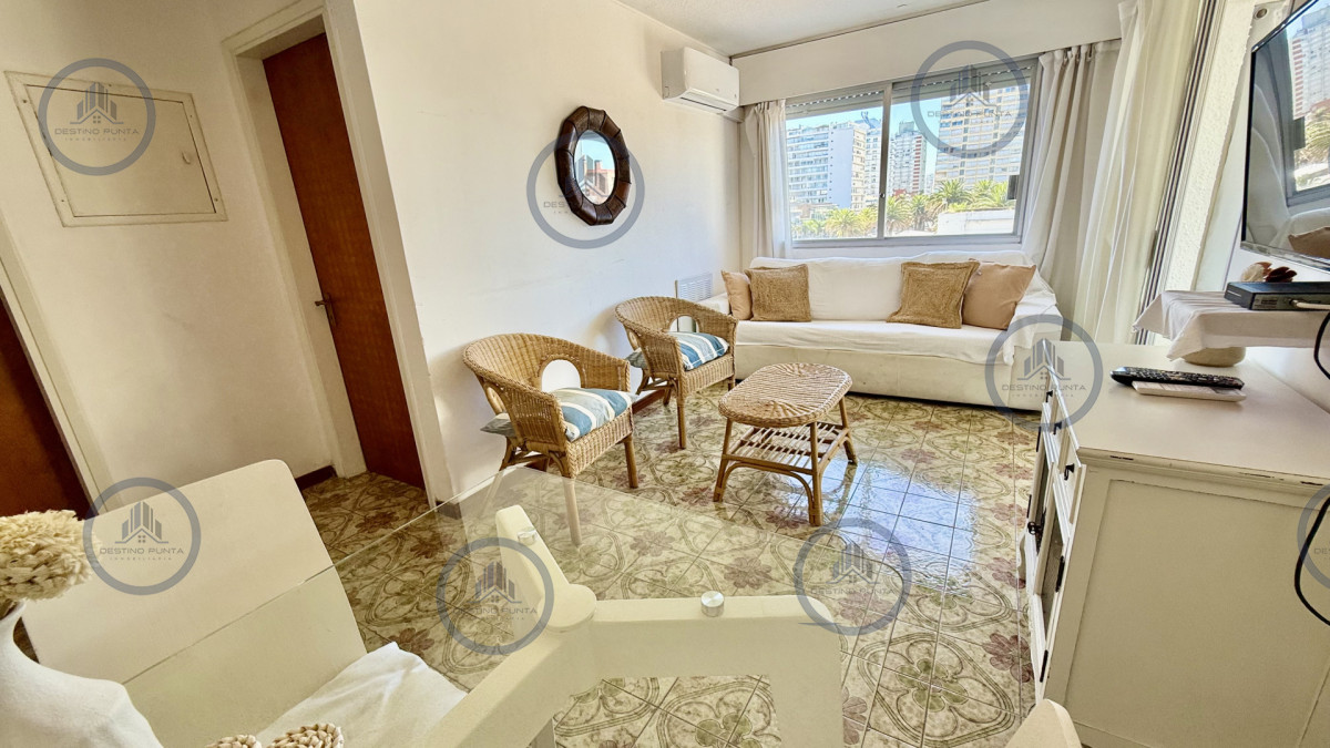 Apartamento ID.3132 - Apartamento en Península, 1 Dormitorio y Medio en Venta