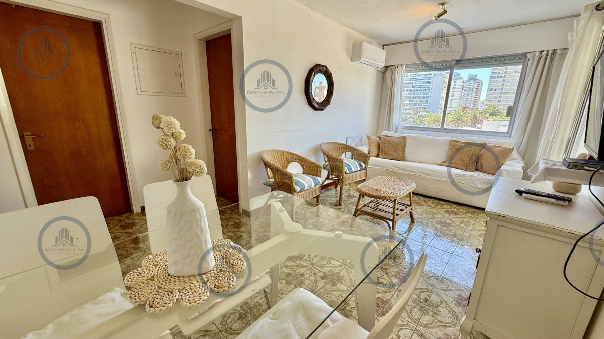 Apartamento ID.3132 - Apartamento en Península, 1 Dormitorio y Medio en Venta