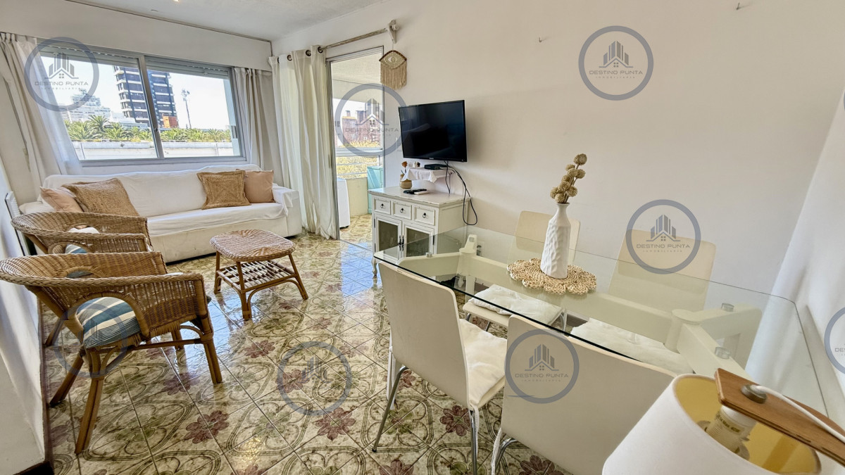 Apartamento ID.3132 - Apartamento en Península, 1 Dormitorio y Medio en Venta