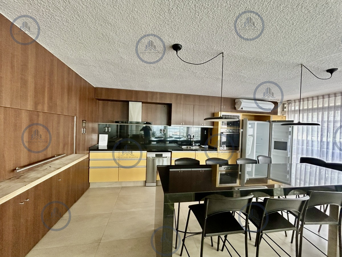 Apartamento ID.3132 - Apartamento en Península, 1 Dormitorio y Medio en Venta