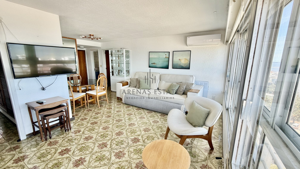 Apartamento ID.4207 - IMPERDIBLE !!! Apartamento en Peninsula, 2 dormitorios *