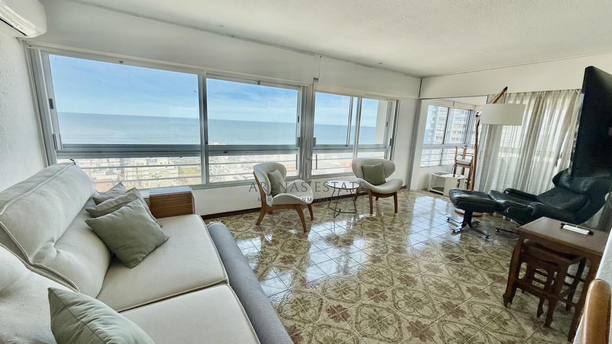 Apartamento ID.4207 - IMPERDIBLE !!! Apartamento en Peninsula, 2 dormitorios *