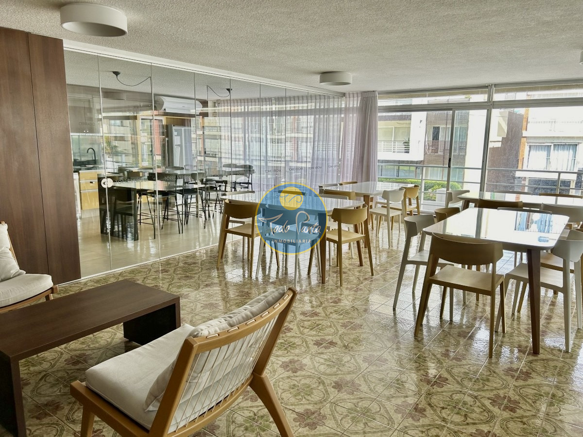 Miniatura de Apartamento de 1 dormitorios en Península, Punta del Este | Todo Punta