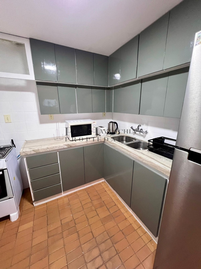Apartamento ID.215 - Oportunidad 2 y medio dorms próximo al Puerto!