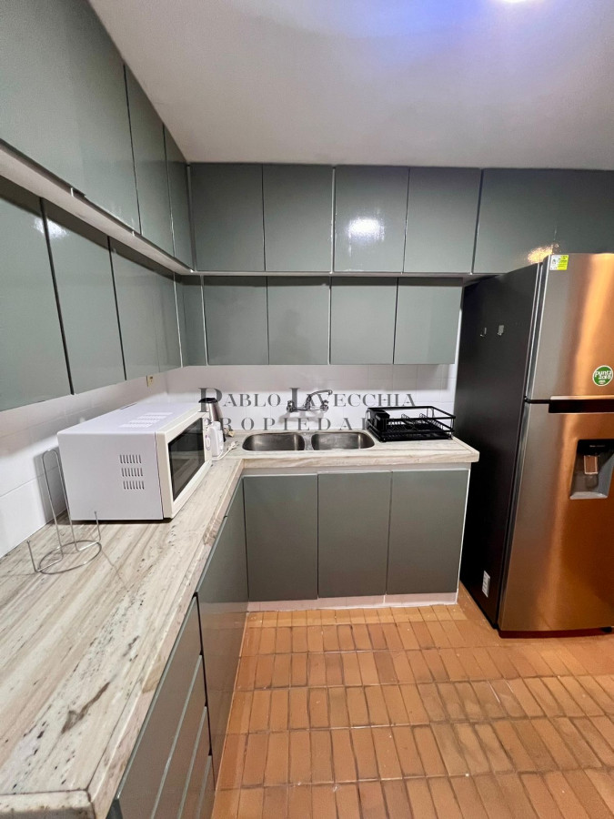 Apartamento ID.215 - Oportunidad 2 y medio dorms próximo al Puerto!