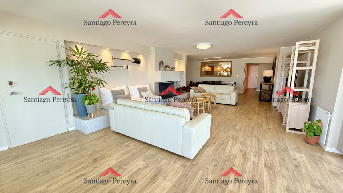 Apartamento ID.16885 - Oportunidad en Venta - Edificio Garden Tower