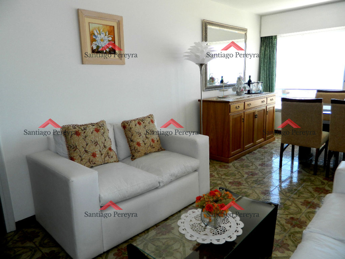 Apartamento ID.14762 - APTO 2 DORMS . PRÓXIMO AL PUERTO !!!  