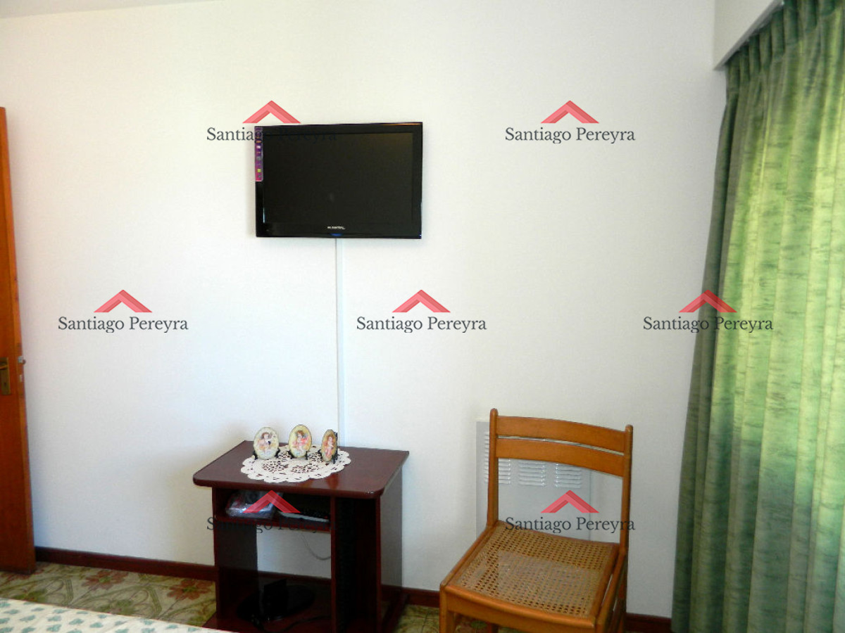 Apartamento ID.14762 - APTO 2 DORMS . PRÓXIMO AL PUERTO !!!  