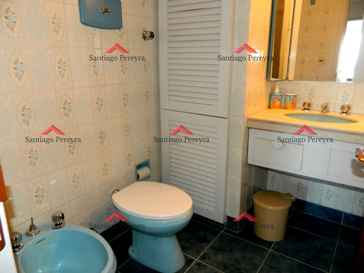 Apartamento ID.14762 - APTO 2 DORMS . PRÓXIMO AL PUERTO !!!  