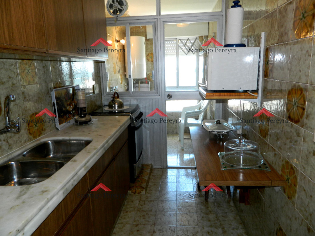 Apartamento ID.14762 - APTO 2 DORMS . PRÓXIMO AL PUERTO !!!  