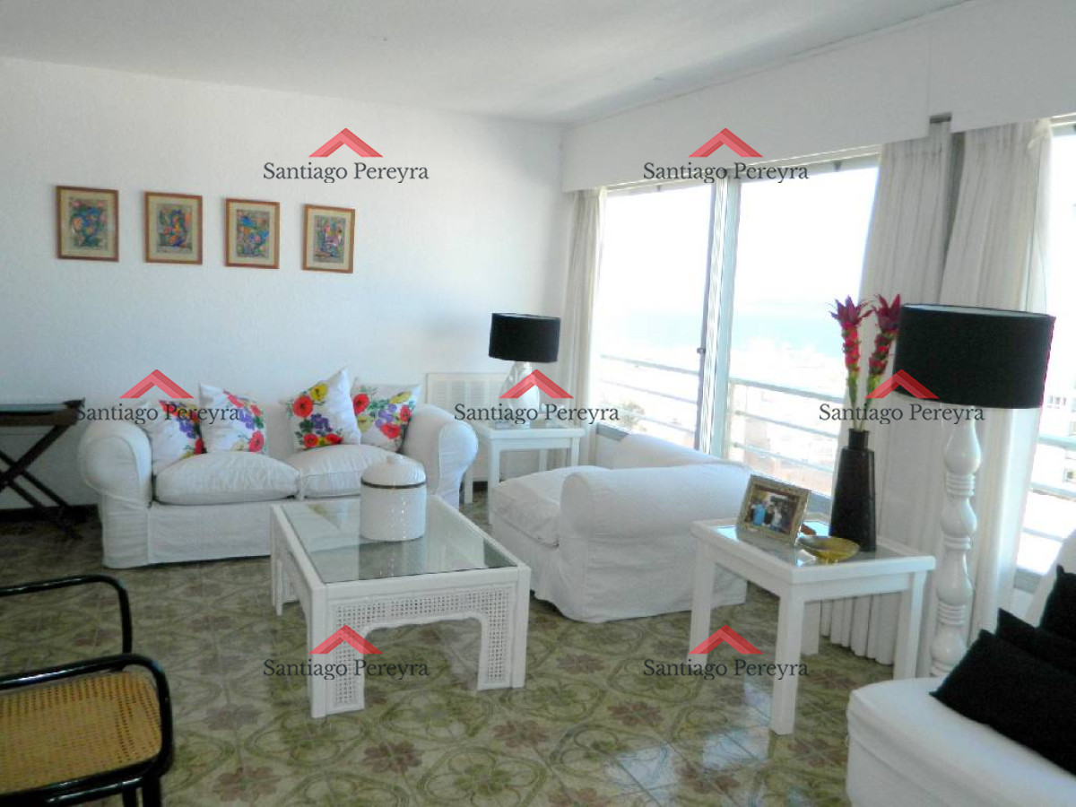 Apartamento ID.16273 - IMPERDIBLE !!! Apartamento en Peninsula, 2 dormitorios *
