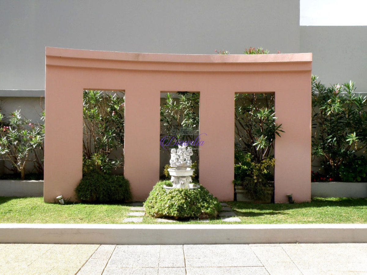 Apartamento ID.133 - Venta y Alquiler temporario Apartamento 2 dormitorios en Peninsula, Punta del Este