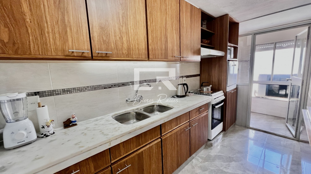 Apartamento ID.566 - Oportunidad reciclada en Torre Verona, 2 dormitorios, Vistas!!!