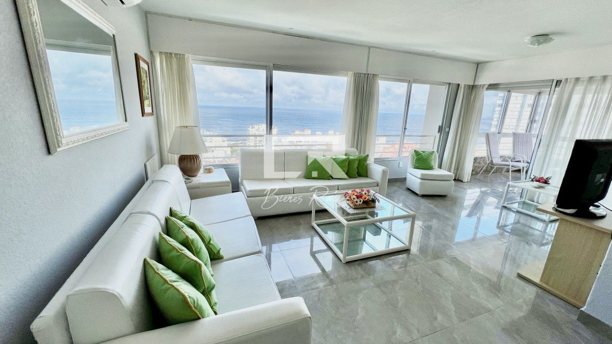 Apartamento ID.566 - Oportunidad reciclada en Torre Verona, 2 dormitorios, Vistas!!!