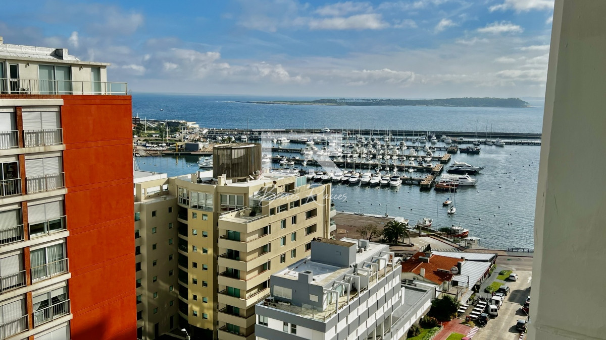 Apartamento ID.566 - Oportunidad reciclada en Torre Verona, 2 dormitorios, Vistas!!!