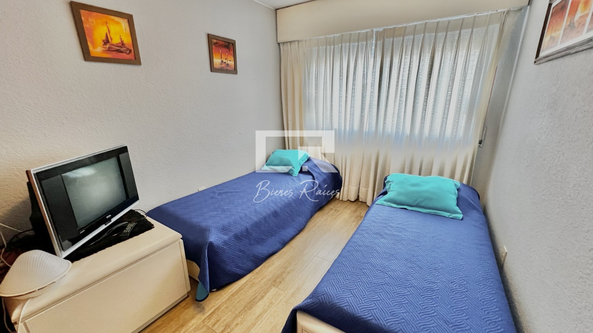 Apartamento ID.566 - Oportunidad reciclada en Torre Verona, 2 dormitorios, Vistas!!!