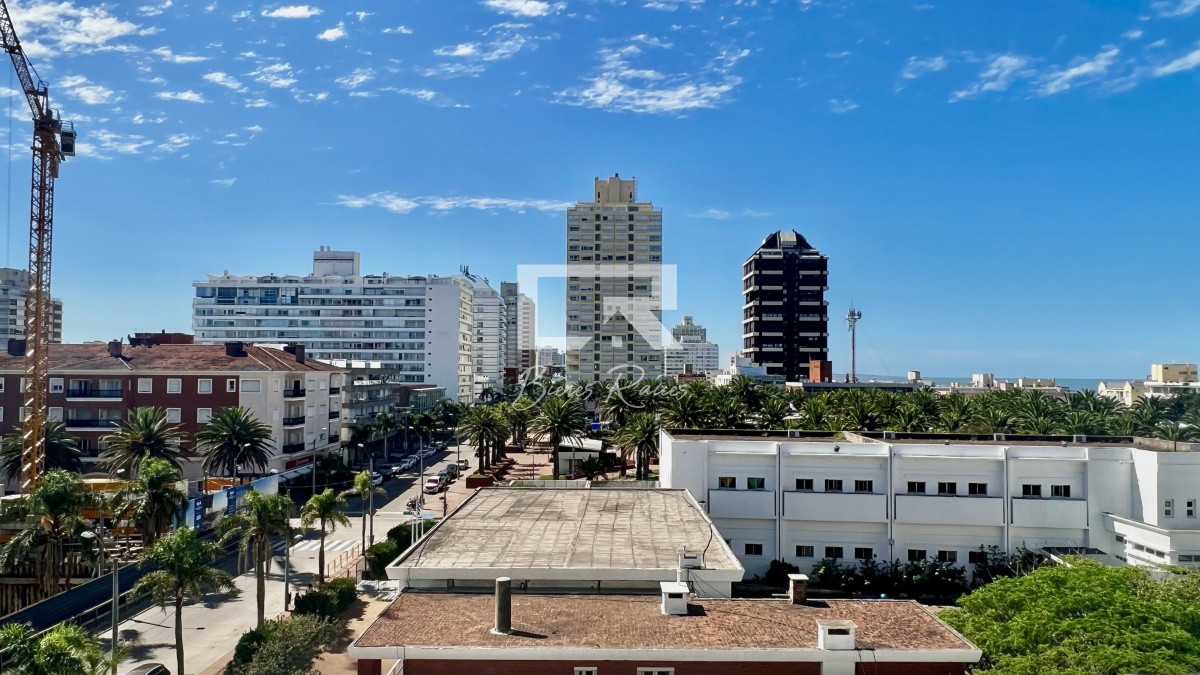 Apartamento ID.435 - Apto 1 y medio dorms en Peninsula - Punta del Este 
