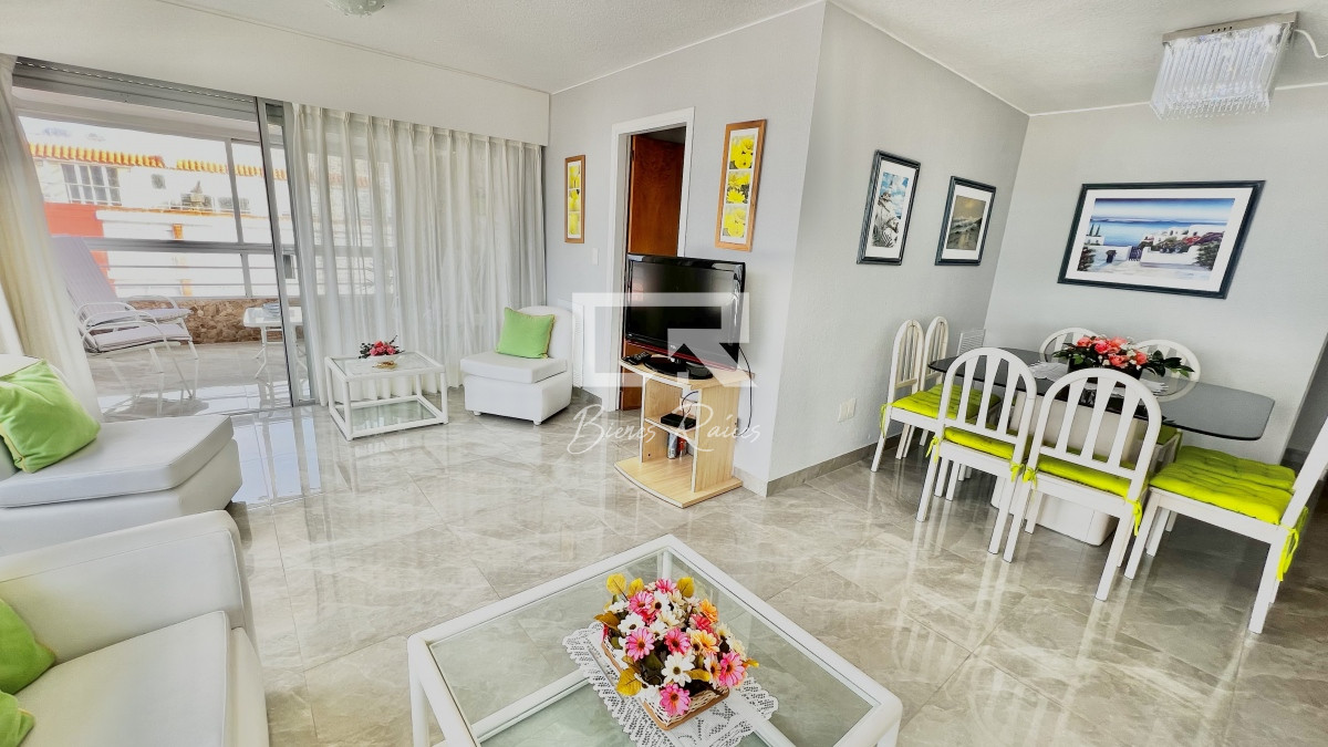 Apartamento ID.566 - Oportunidad reciclada en Torre Verona, 2 dormitorios, Vistas!!!