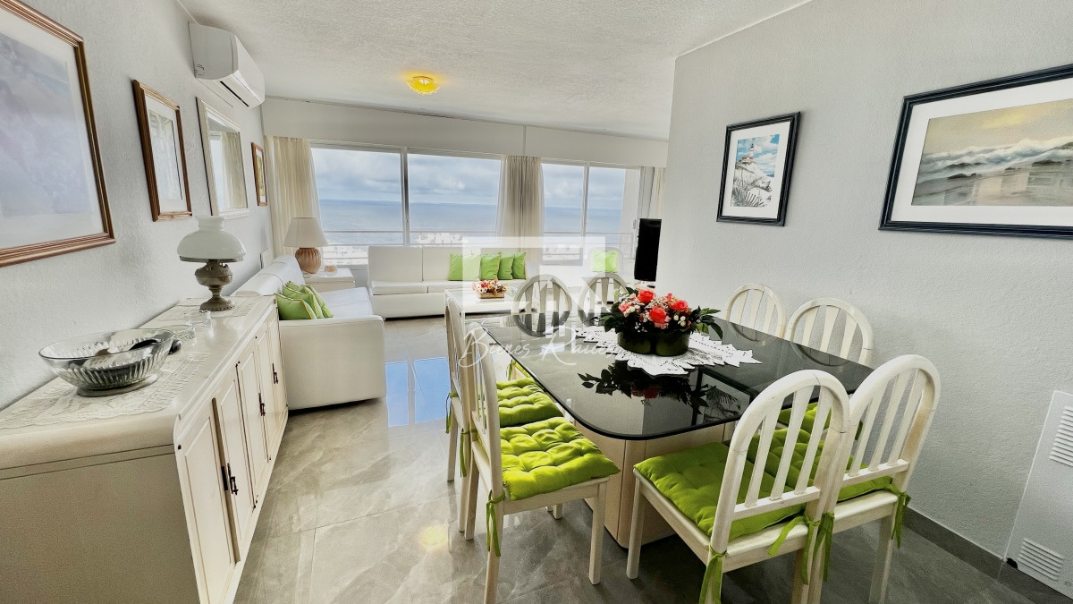 Apartamento ID.566 - Oportunidad reciclada en Torre Verona, 2 dormitorios, Vistas!!!