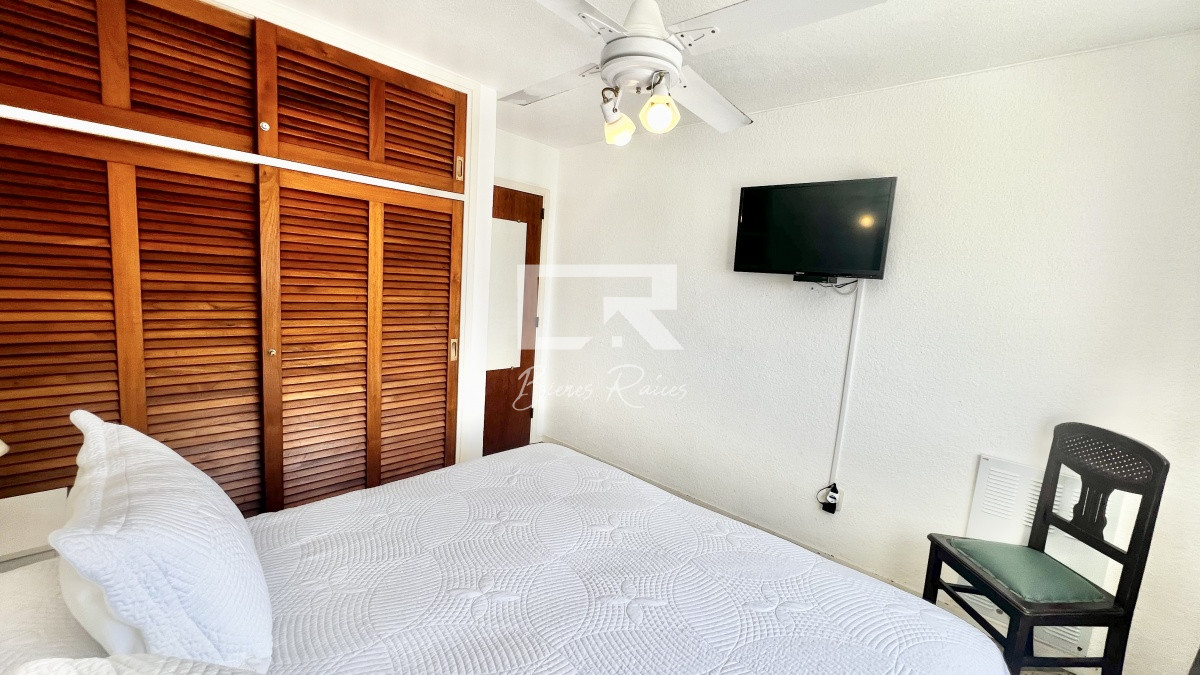 Apartamento ID.435 - Apto 1 y medio dorms en Peninsula - Punta del Este 