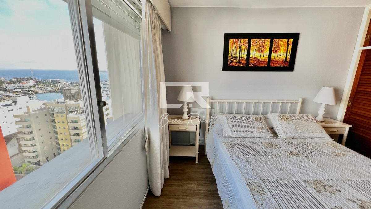 Apartamento ID.566 - Oportunidad reciclada en Torre Verona, 2 dormitorios, Vistas!!!