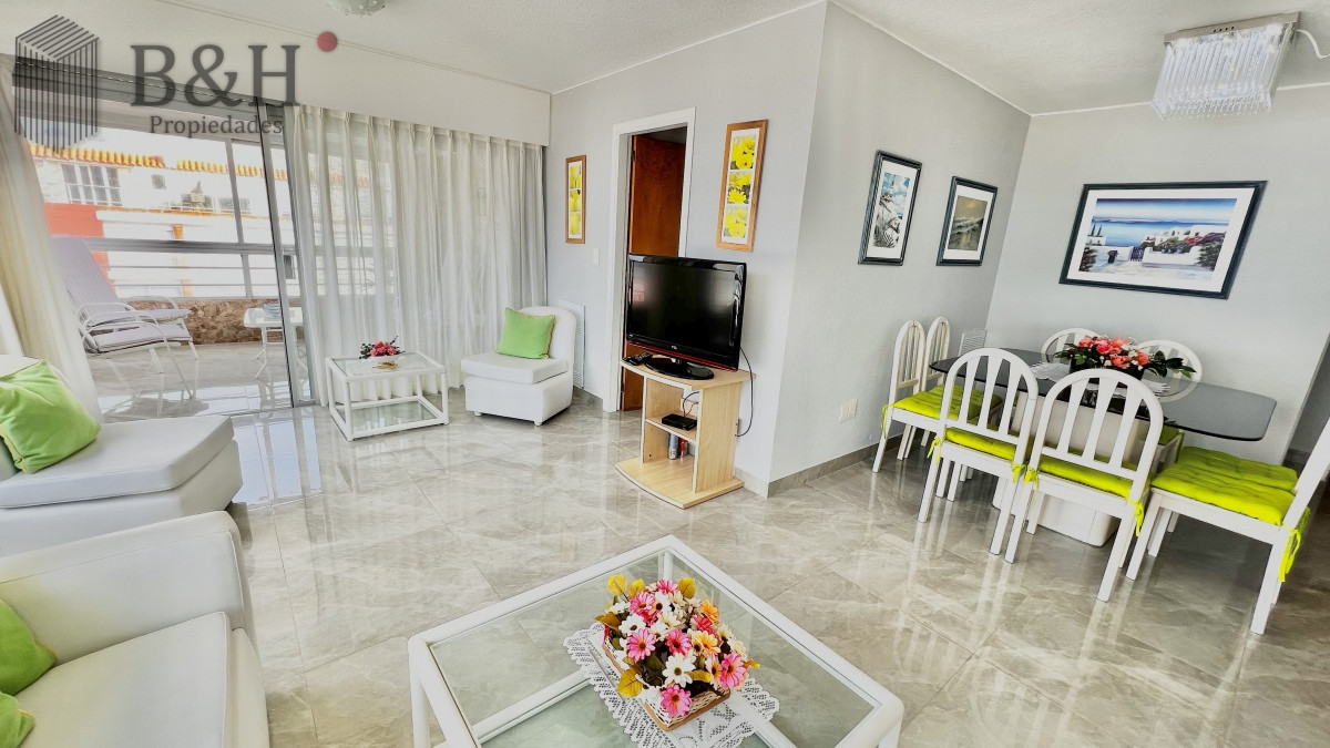 Apartamento ID.6923 - Oportunidad reciclada en Torre Verona, 2 dormitorios, Vistas!!!