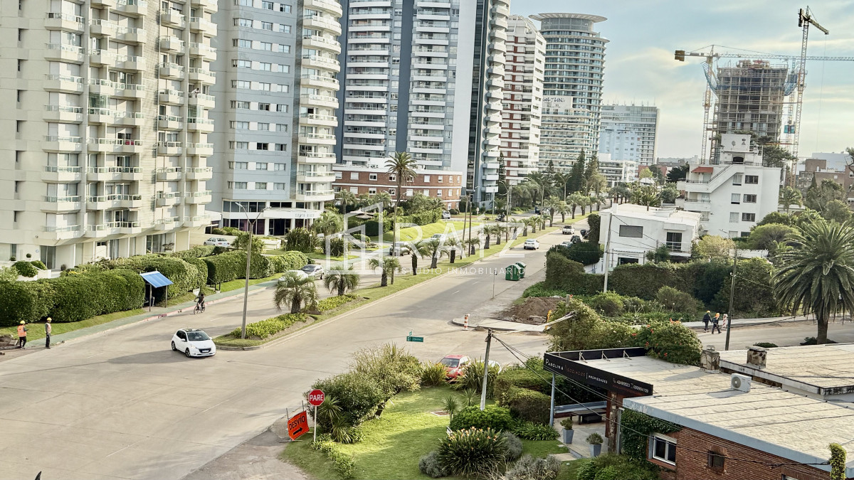 Apartamento ID.11227 - VENTA APARTAMENTO 2 DORMITORIOS PLAYA BRAVA