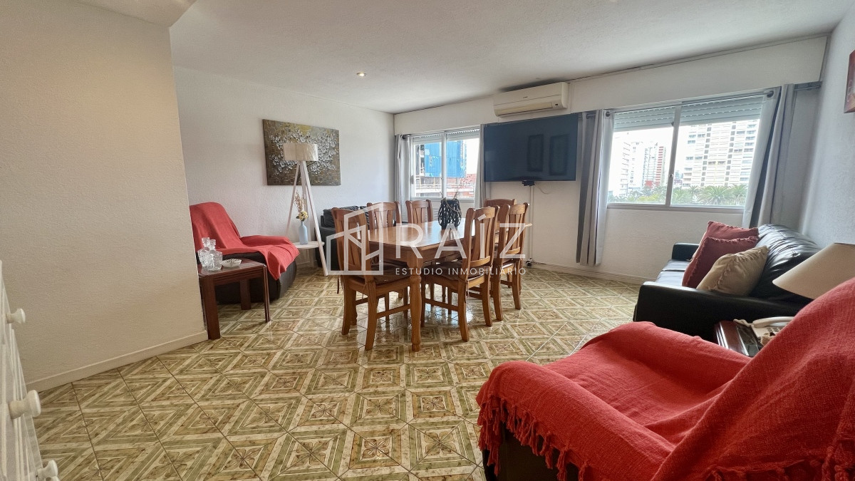 Apartamento ID.12156 - Apto 1 y medio dorms en Peninsula - Punta del Este 