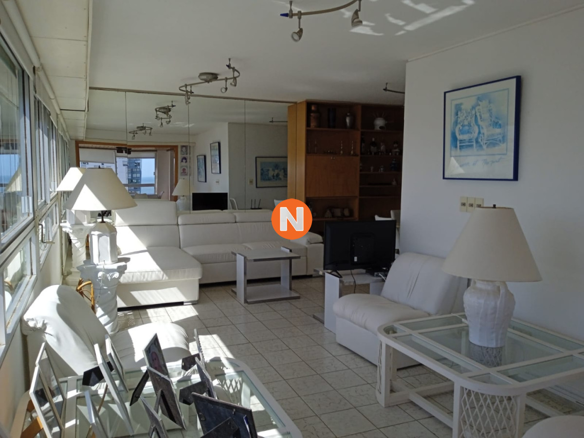 Apartamento Ref.225256 - Apartamento en Peninsula, 3 dormitorios *
