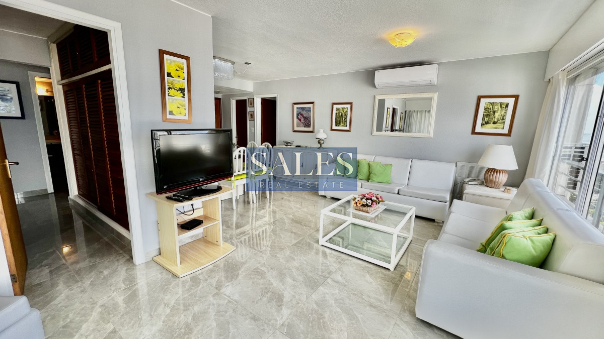 Apartamento ID.1343 - Oportunidad reciclada en Torre Verona, 2 dormitorios, Vistas!!!