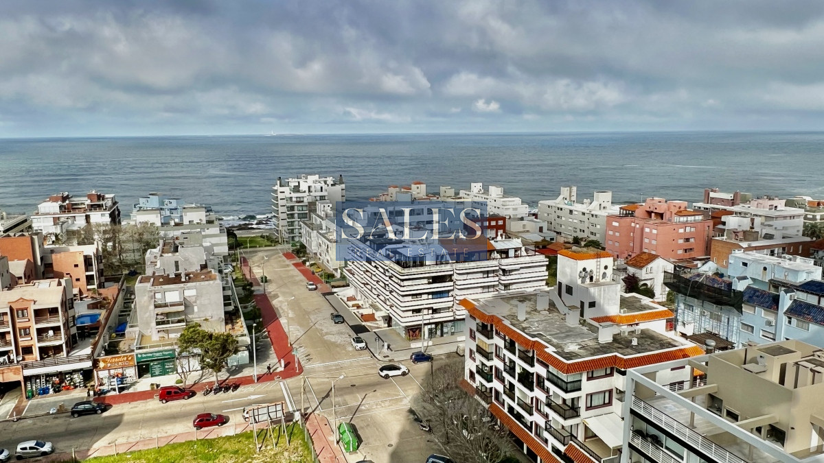 Apartamento ID.1343 - Oportunidad reciclada en Torre Verona, 2 dormitorios, Vistas!!!