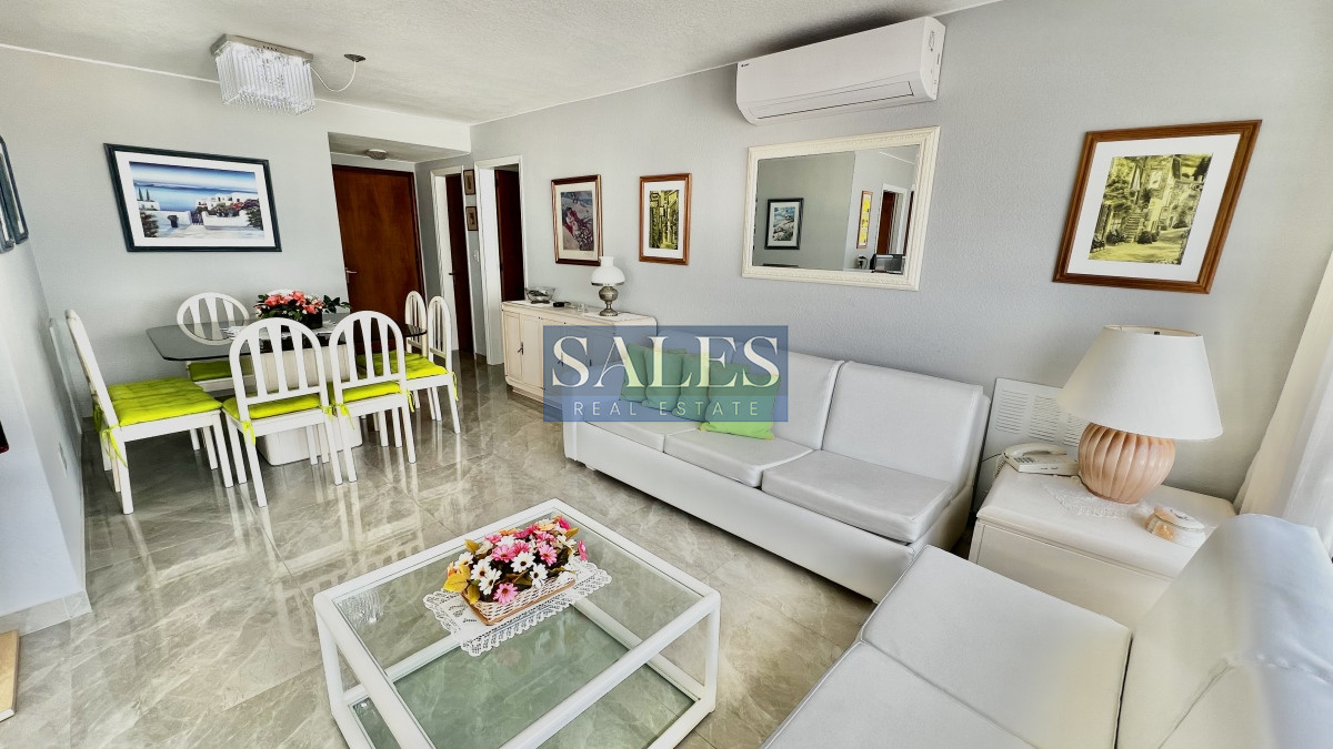 Apartamento ID.1343 - Oportunidad reciclada en Torre Verona, 2 dormitorios, Vistas!!!