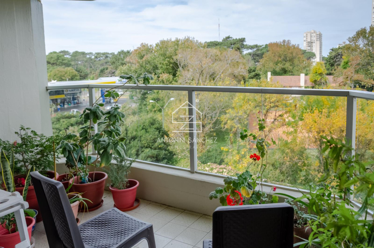 Apartamento ID.1175 - Parquemar R - 2 Dorms y 2 baños