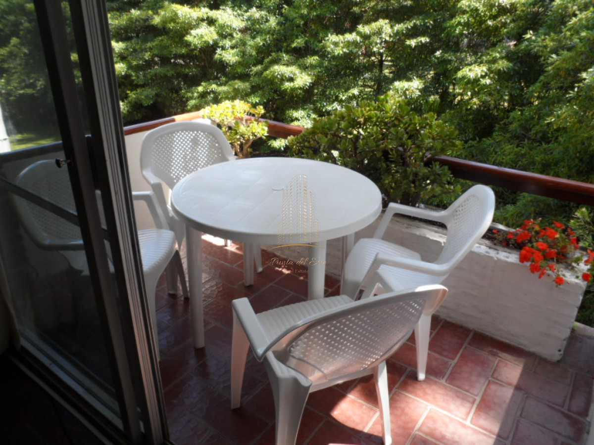 Apartamento ID.400 - APARTAMENTO EN VENTA EN PUNTA DEL ESTE A 200 METROS DE PLAYA MANSA!