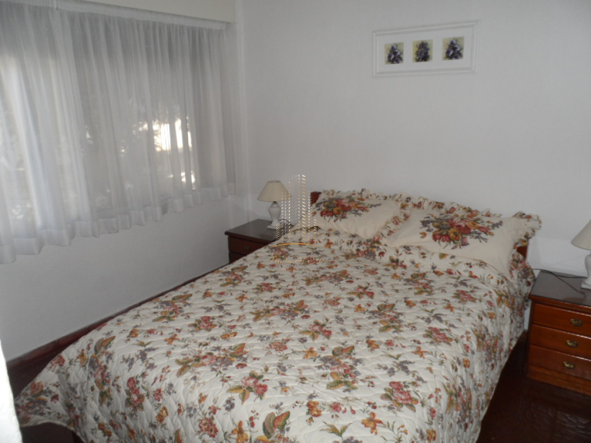 Apartamento ID.400 - APARTAMENTO EN VENTA EN PUNTA DEL ESTE A 200 METROS DE PLAYA MANSA!