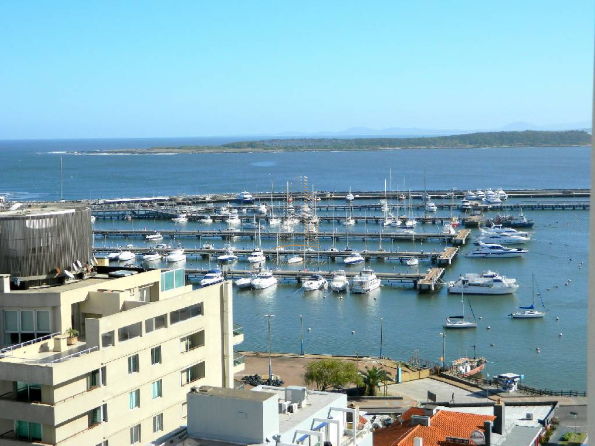 Apartamento ID.403 - IMPERDIBLE !!! Apartamento en venta en Peninsula,Punta del Este 2 dormitorios *