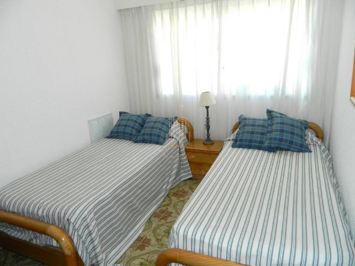 Apartamento ID.403 - IMPERDIBLE !!! Apartamento en venta en Peninsula,Punta del Este 2 dormitorios *