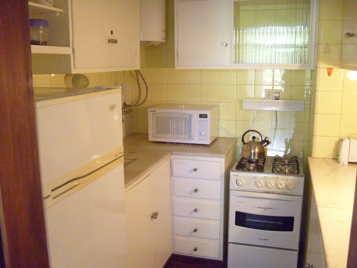 Apartamento ID.400 - APARTAMENTO EN VENTA EN PUNTA DEL ESTE A 200 METROS DE PLAYA MANSA!