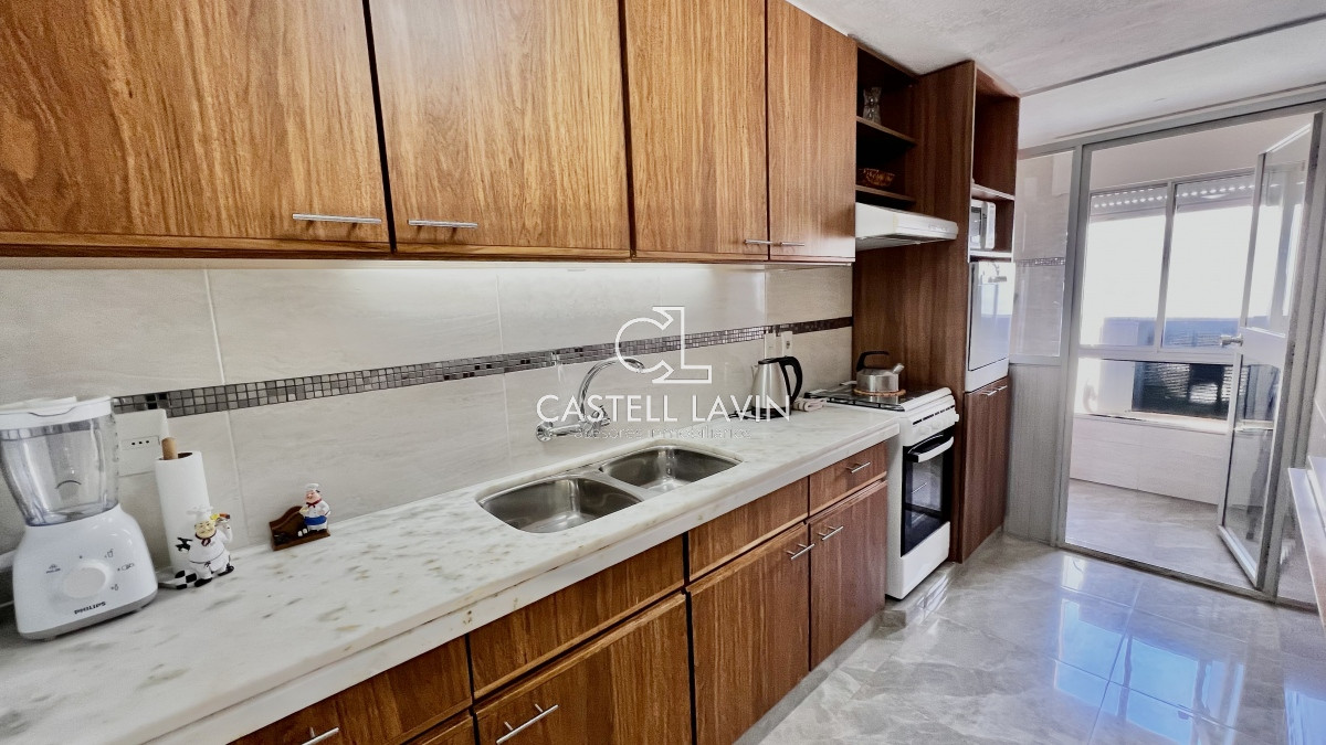 Apartamento ID.658 - Oportunidad reciclada en Torre Verona, 2 dormitorios, Vistas!!!