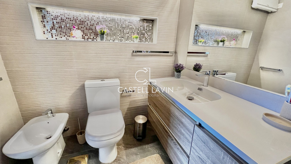Apartamento ID.658 - Oportunidad reciclada en Torre Verona, 2 dormitorios, Vistas!!!
