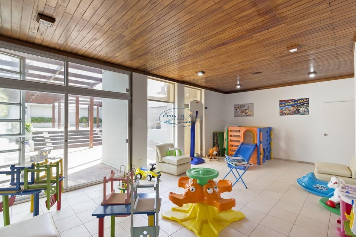 Apartamento ID.59 - Apartamento en venta de 3 dormitorios en Punta del Este