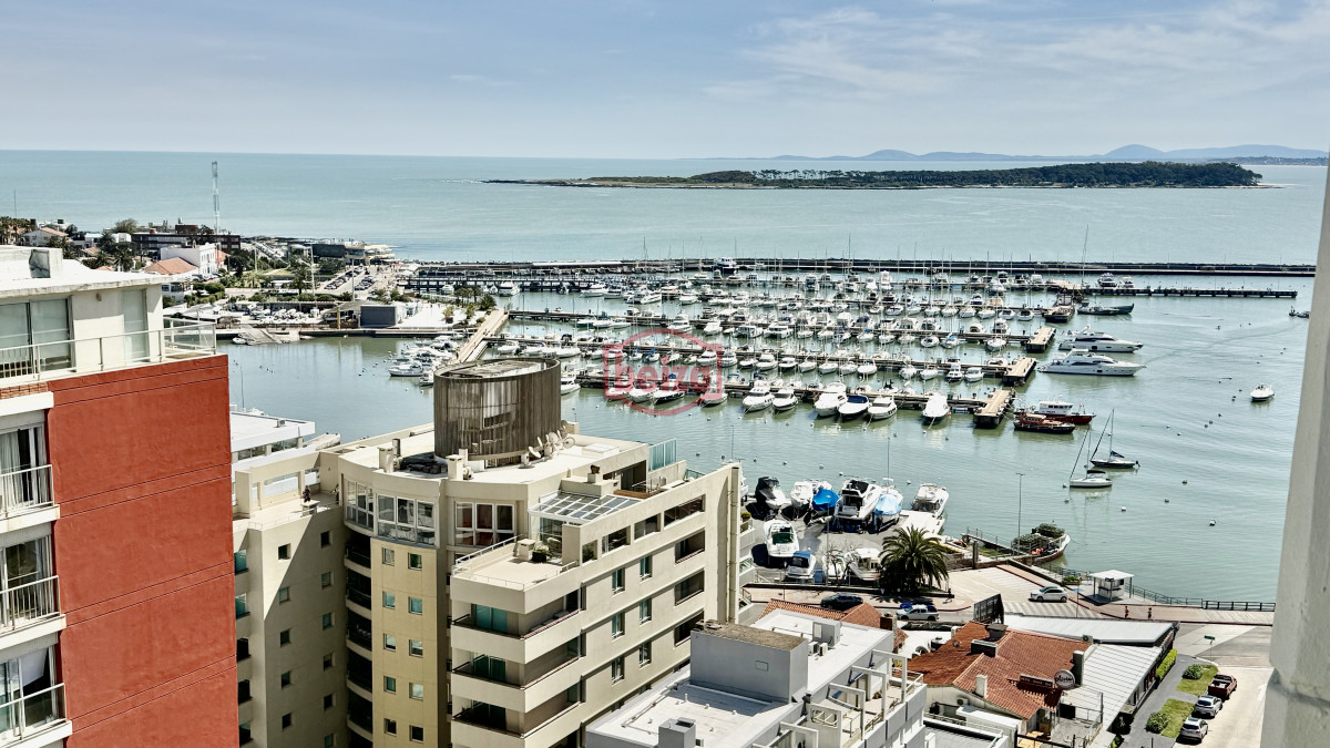 Apartamento ID.166941/Apartamento-de-dos-dormitorios-en-venta-en-Punta-del-Este - IMPERDIBLE !!! Apartamento en Peninsula, 2 dormitorios *