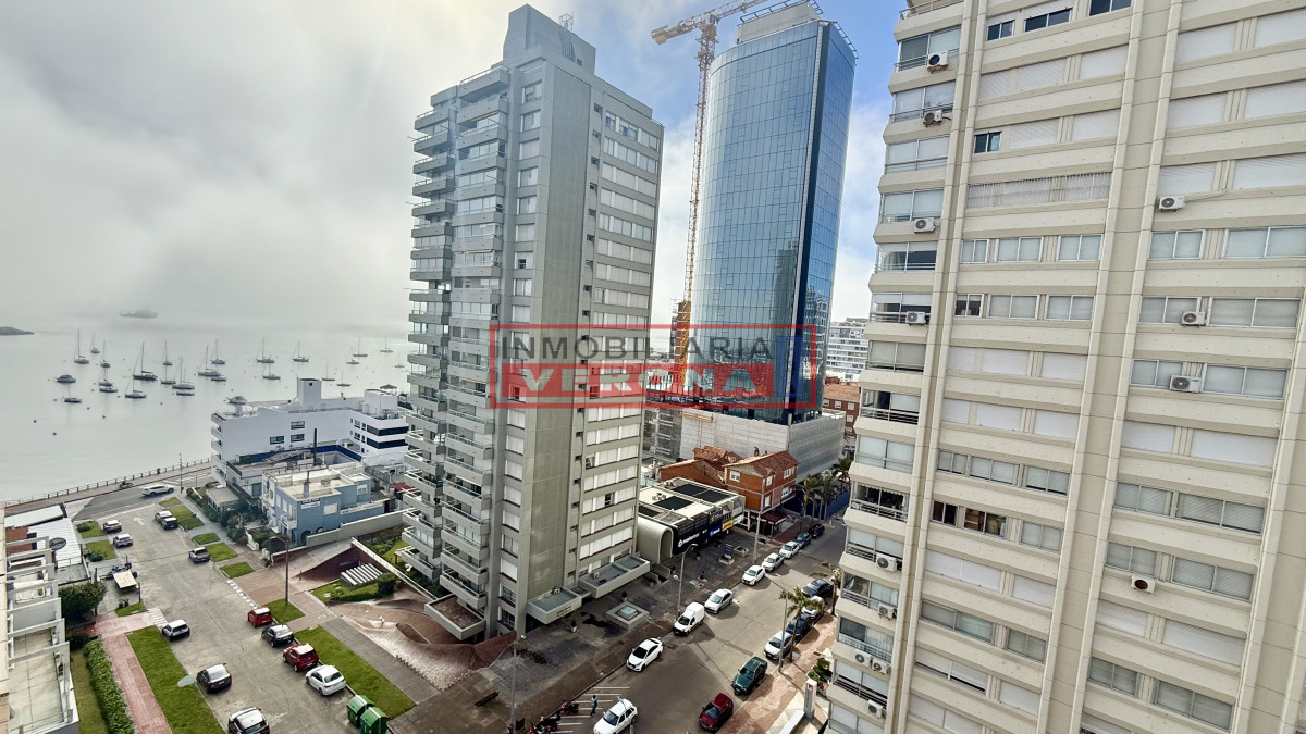 IMPERDIBLE Depto en Península - 1 dormitorio con terraza, vista al Puerto y garaje  - IVP8961A